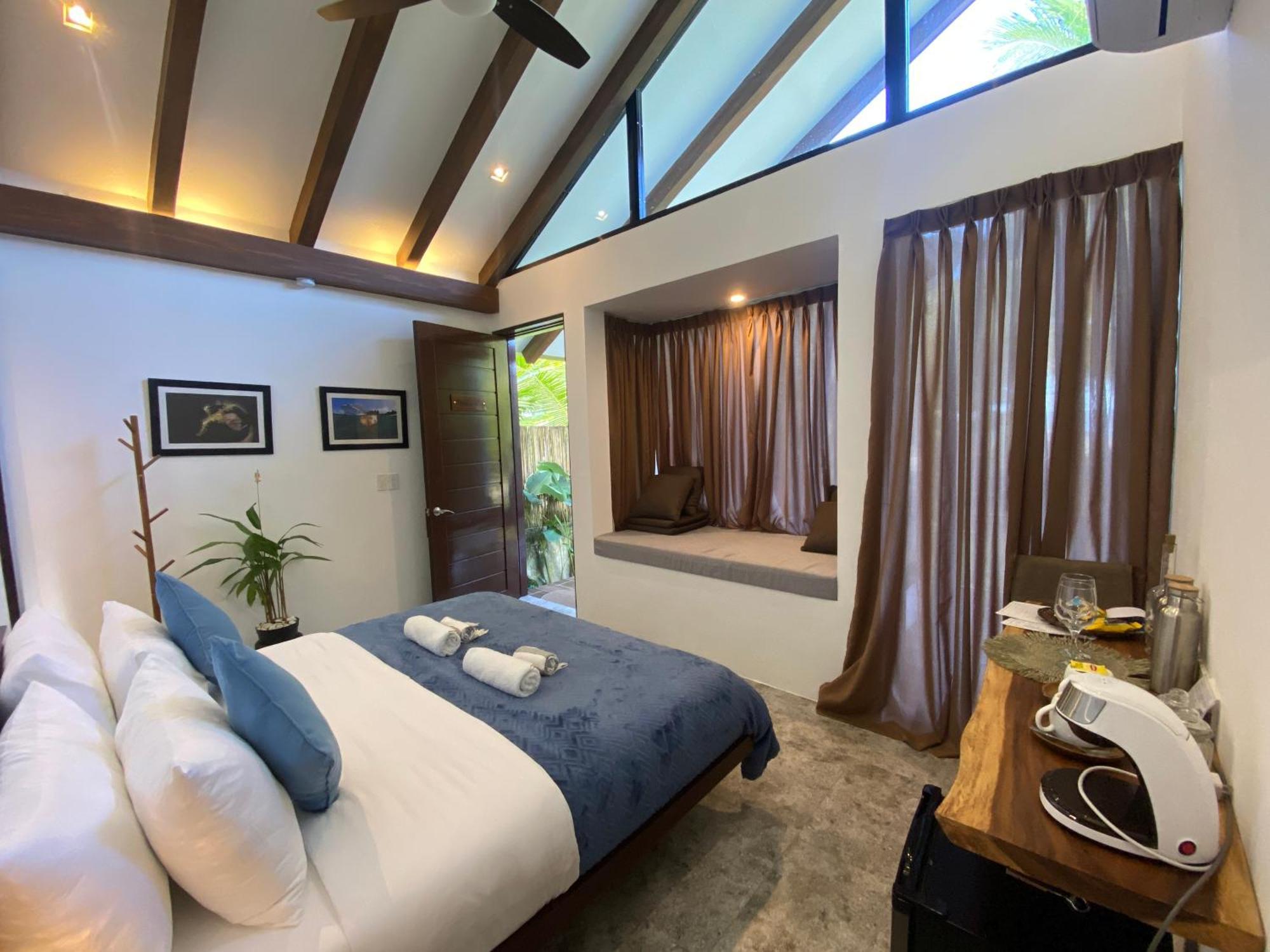 Amila Dive Beach Resort Sipalay Eksteriør billede