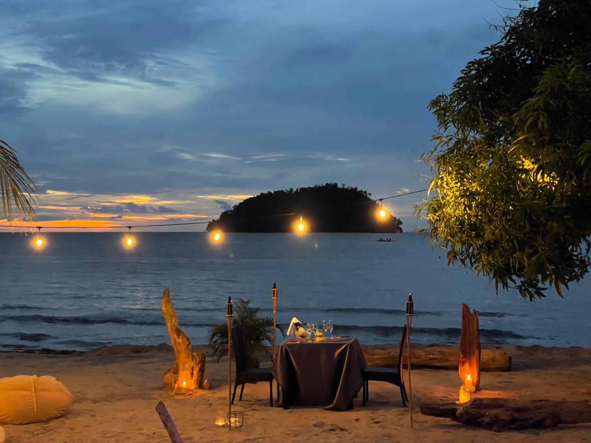 Amila Dive Beach Resort Sipalay Eksteriør billede